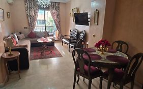 Luxury Apartment In The Heart Of Gueliz , Wifi, Pool